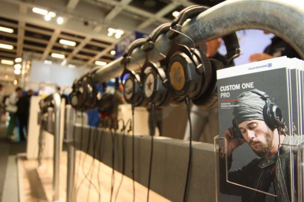 Beyerdynamic Custom One Pro fejhallgatók IFA 2012