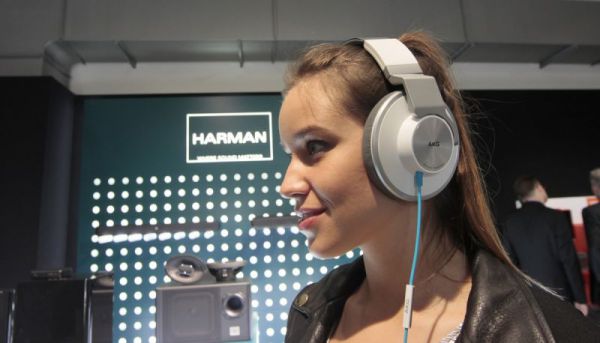 AKG K551 fejhallgató IFA 2012