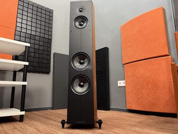 Acoustic Energy CORINIUM hangfal Acoustic Energy CORINIUM hangfal