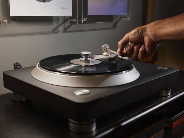 Denon DP-3000NE vinyl lemezjátszó Denon DP-3000NE vinyl lemezjátszó