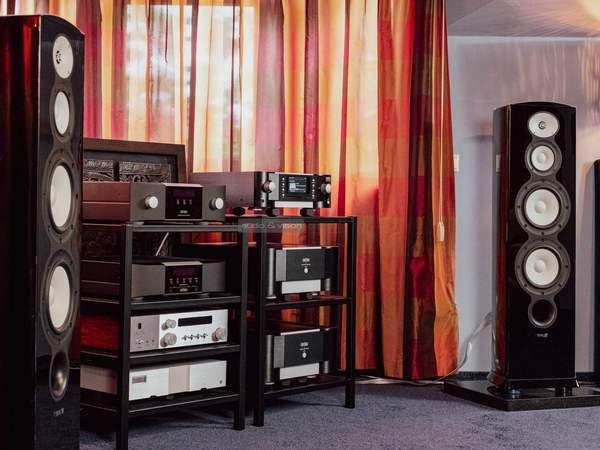 Mark Levinson Revel Performa BE high end hifi rendszer Mark Levinson Revel Performa BE high end hifi rendszer